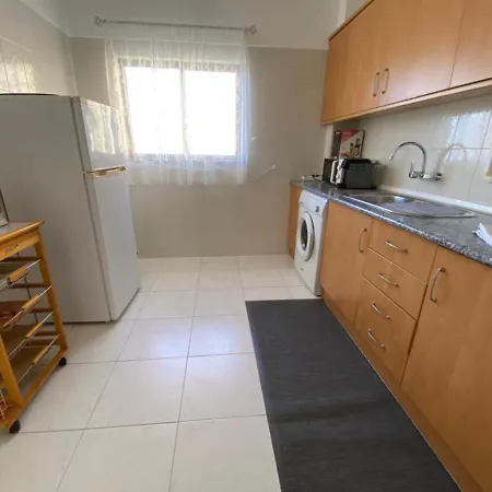 Da Rocha Center Flat With Balcony 波尔蒂芒